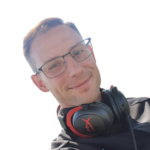 Transkrypcje dokonywane przez firmę Yeschef słyną z jakości. Paweł Zieliński stworzył prawdziwą fabrykę napisów do filmów